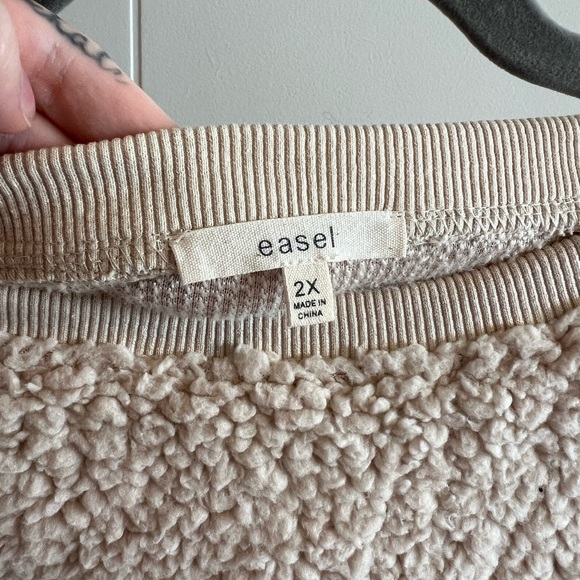 Tan Teddy Crew Neck - 2X - Picture 3 of 7